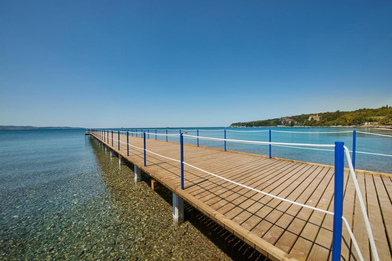 Villa Cedra - Hotel&Resort Adria Ankaran Exteriör bild