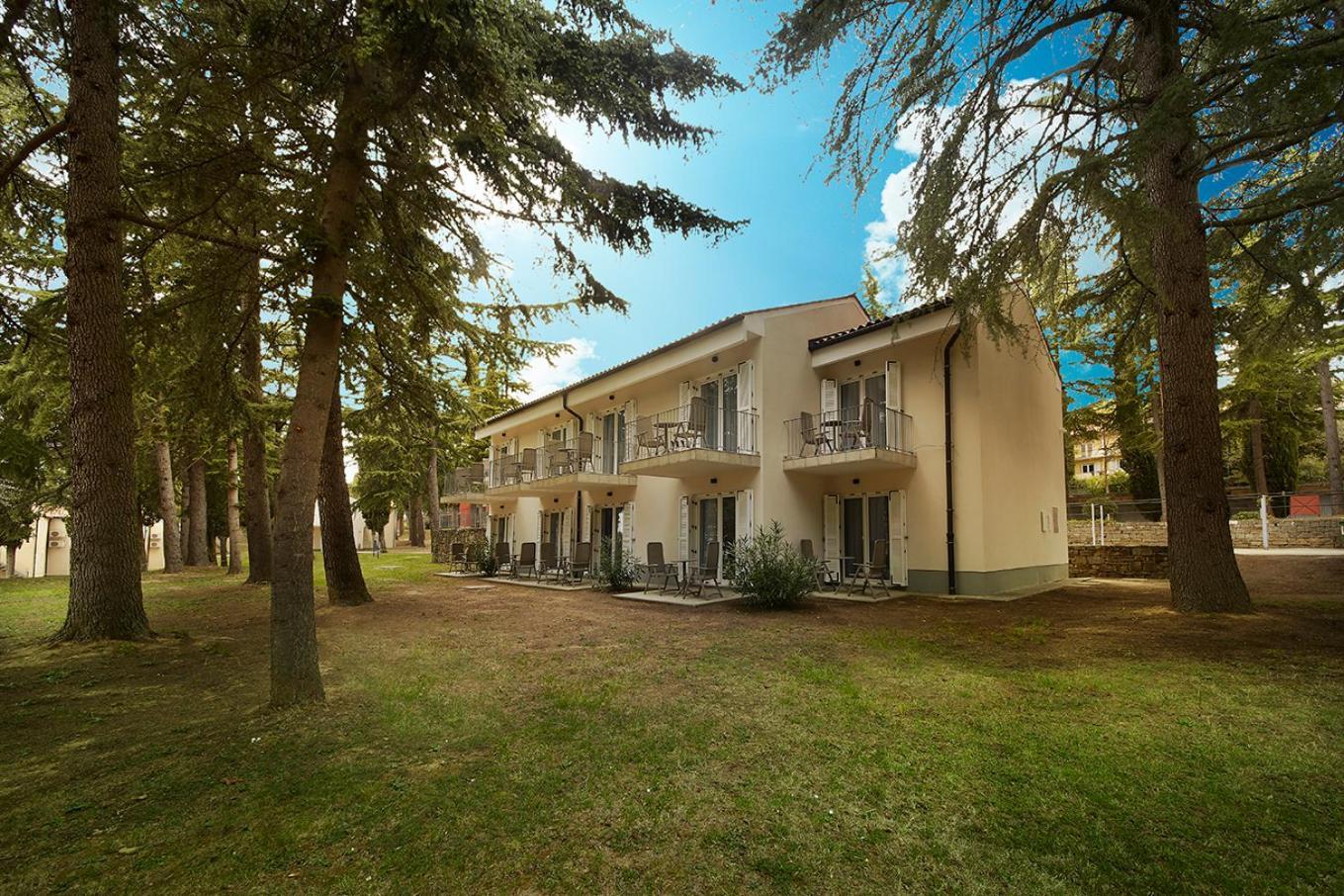 Villa Cedra - Hotel&Resort Adria Ankaran Exteriör bild